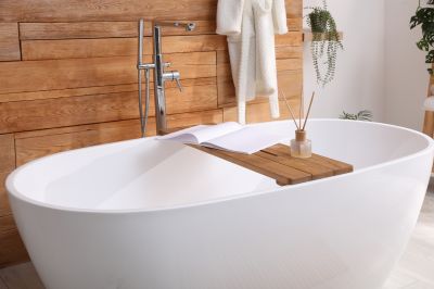 Elegant Freestanding Tub